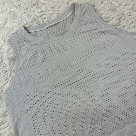 Lululemon Breeze By Muscle Crop Tank *lululemon White / White - Picture 2 of 7